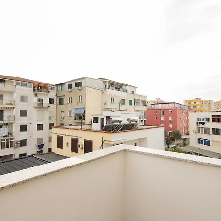 Grandstay Cozy * Durres