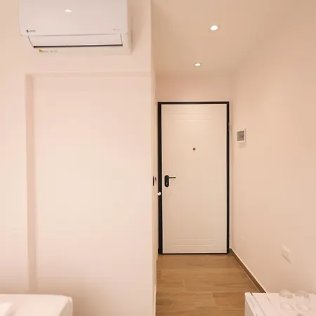 Grandstay Cozy * Durres