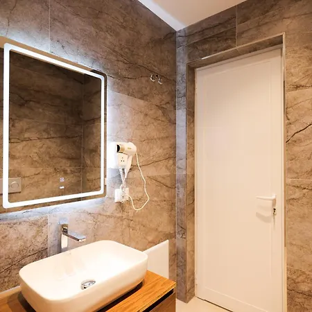 Grandstay Cozy Apartman *